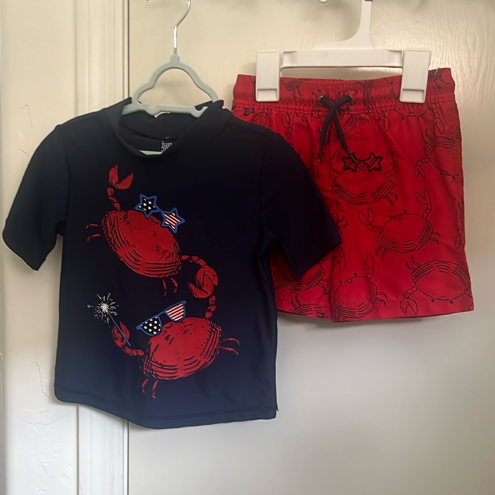 New never worn 3T swim set